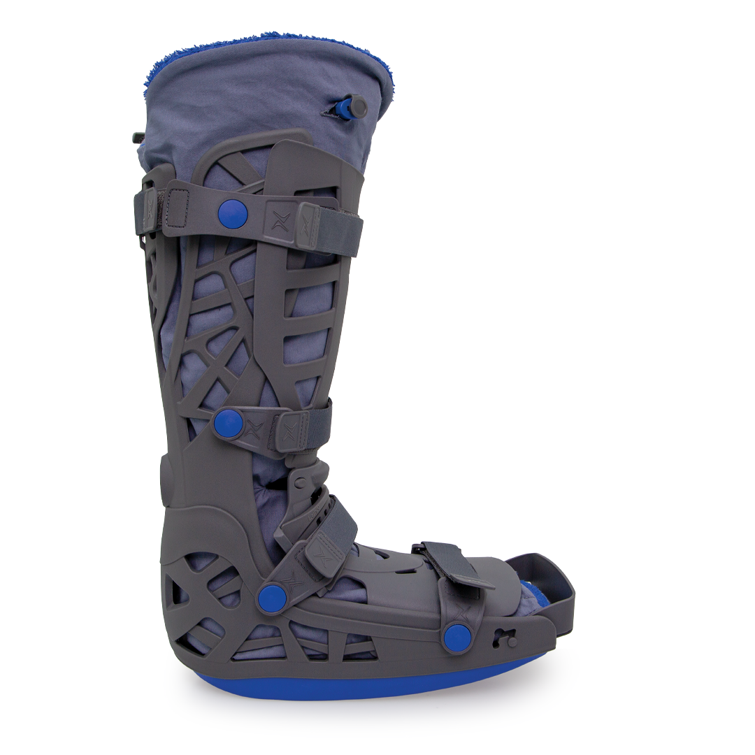 XBVACT Victor X Vacuum Victor Moonboot Tall Side